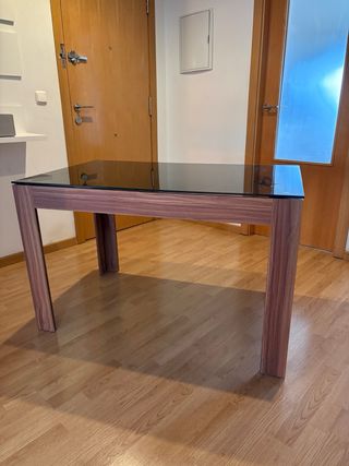 Mesa comedor madera y cristal negro
