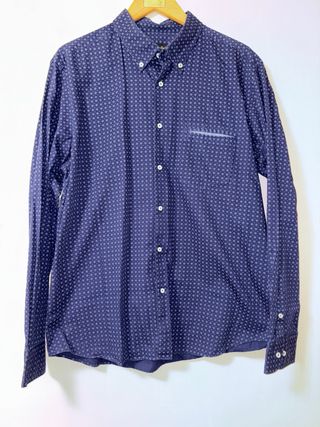 Camisa azul estampada
