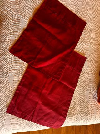 Colcha naranja y roja 150