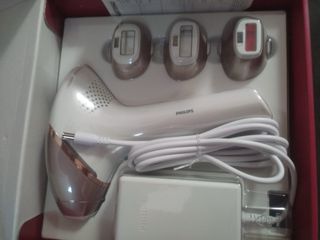 Depiladora Philips Lumea Oro y Blanco