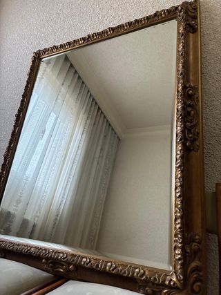 Espejo biselado madera tallada