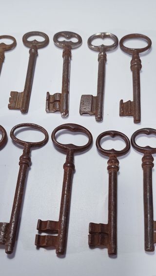 LLAVES ANTIGUAS