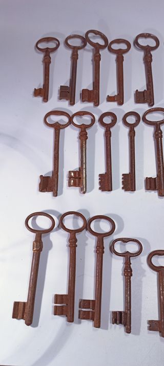 LLAVES ANTIGUAS