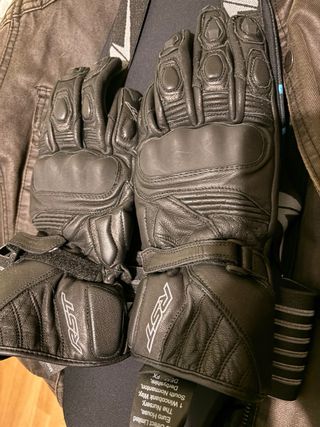 Equipo Moto Calidad: Chaqueta+ Espaldera +Guantes