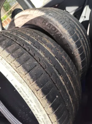 4 Ruedas 245/40 R17 80%