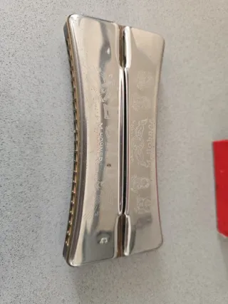 Armónica Hohner Echo Roja