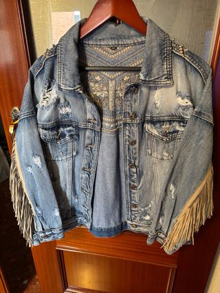 Cazadora vaquera artesanal con flecos