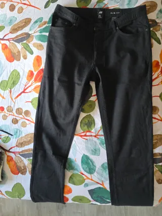 Pantalón H&M Slim Fit Negro Talla M