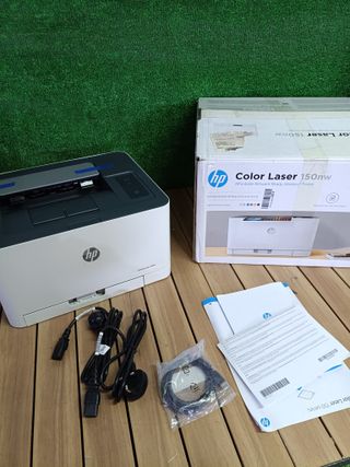 HP Color Laser 150nw 4ZB95A, Impresora Láser Monofunción A4 a color, impresión a doble cara manual, Wi-Fi, Ethernet, USB 2.0 alta velocidad, Compatible con HP Smart App, Panel de control LED, Blanca