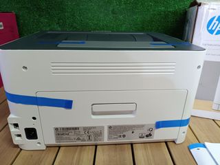 HP Color Laser 150nw 4ZB95A, Impresora Láser Monofunción A4 a color, impresión a doble cara manual, Wi-Fi, Ethernet, USB 2.0 alta velocidad, Compatible con HP Smart App, Panel de control LED, Blanca