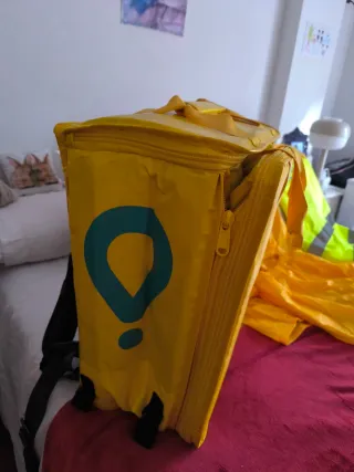 Glovo: Mochila y equipo de trabajo nuevo