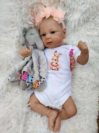 Muñeca reborn realista