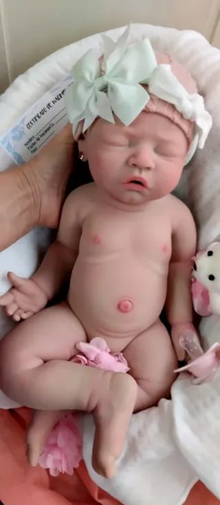 Bebé Reborn Silicona 44cm 2.500 gm