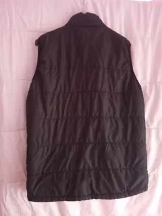 Chaleco acolchado hombre negro