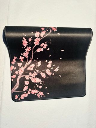 Alfombrilla Gaming Negra Flores Rosas