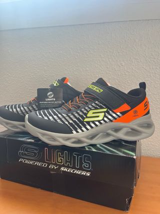 Zapatillas Skechers Niños Luces Talla 35
