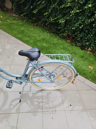 Bicicleta ciudad paseo retro urbana