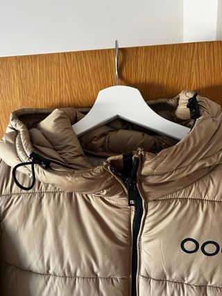 Abrigo plumífero Ecoon beige t.36 muy amplio