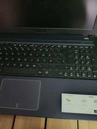 ASUS X543UA-GQ1718T i3-7020U 2,3GHz