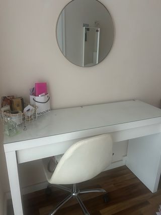 Escritorio tocador con espejo