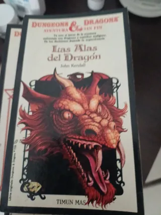 Novelas dragones y mazmorras