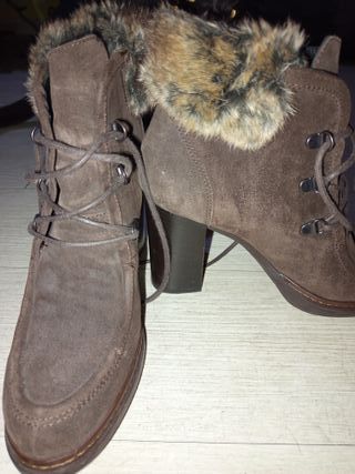 Botines marrones con pelo