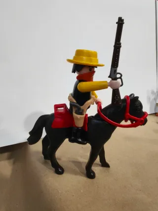 Playmobil Vaquero con caballo y rifle