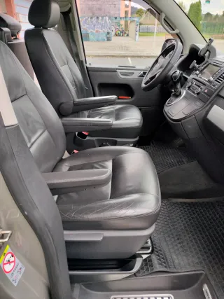 Volkswagen Multivan 2012