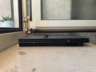 PlayStation 2 Slim Sony Nera Testata