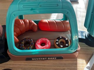 Cafetería infantil con caja registradora