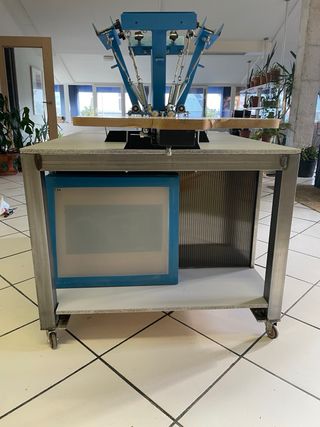 Mesa Serigrafía con Pulpo