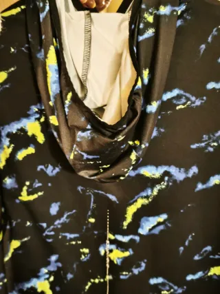 Felpa con cappuccio sport multicolor