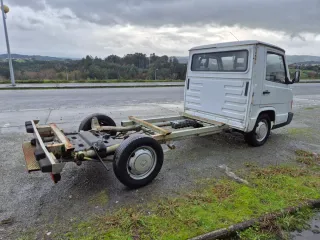 Mercedes MB 180 Chasis Cabina