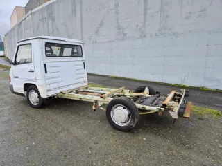 Mercedes MB 180 Chasis Cabina