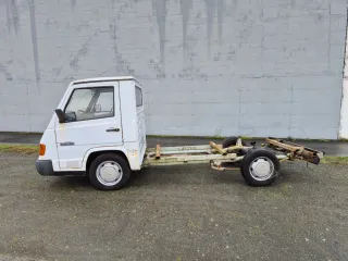 Mercedes MB 180 Chasis Cabina