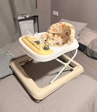 Cuna bebé con cambiador y Otras Cosas