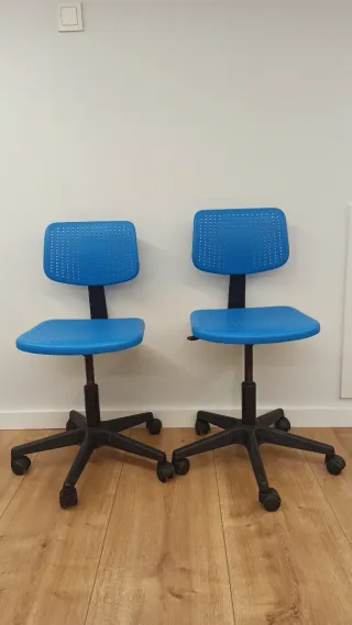 Sillas de escritorio azules