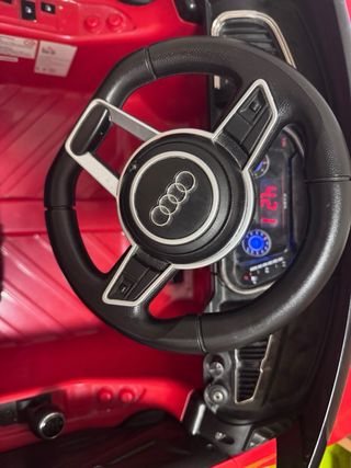 Audi R8 Spyder eléctrico para niños