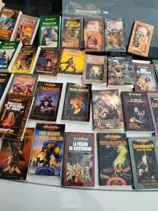 Lote de libros de fantasía y aventura