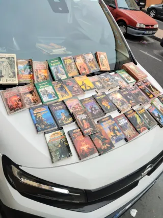 Lote de libros de fantasía y aventura