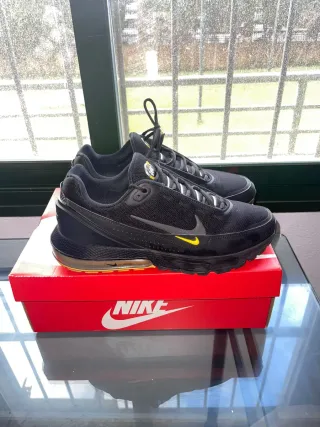 Zapatillas Nike Air Max Negras y Amarillas