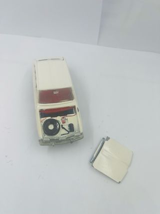 Dinky Toys Coche 1/43 para Restaurar