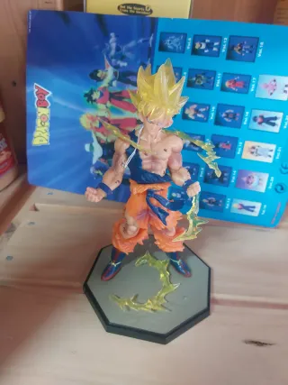 Figura Goku Super Saiyajin Dragon Ball