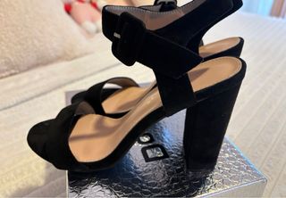 Sandalias de ante negras talla 37