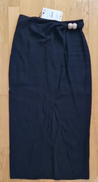 Falda Zara negra nueva