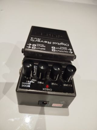 BOSS RV-5 Digital Reverb Pedal Guitarra