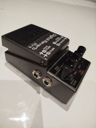 BOSS RV-5 Digital Reverb Pedal Guitarra