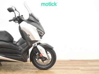YAMAHA XMAX 125