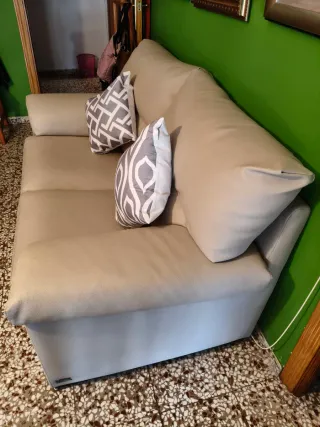 Sofá de piel 2 plazas beige