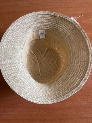 Sombrero de paja con lazo